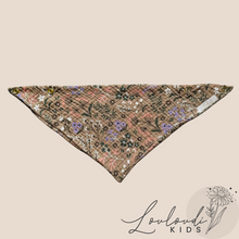 Laden Sie das Bild in den Galerie-Viewer, 2er Set Baby Musselin Dreieckstücher Louloudi
