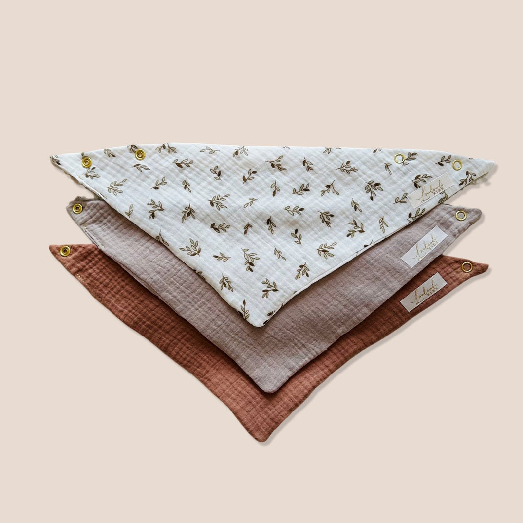 Set 3 Stück personalisierbar Musselin Baby und Kleinkind Halstücher Dreieckstücher Spucktücher Bio Baumwolle Lätzchen Gaze Geschenk Kinder Musselintuch Musselintücher Dreieckstuch Blätter Beige Halstuch Louloudi KIDS