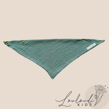 Laden Sie das Bild in den Galerie-Viewer, 3er Set Baby Musselin Dreieckstücher Eukalyptus