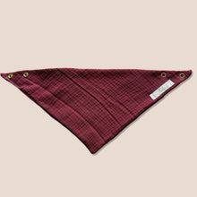 Laden Sie das Bild in den Galerie-Viewer, Set 5 Stück personalisierbar Musselin Baby und Kleinkind Halstücher Dreieckstücher Spucktücher Bio Baumwolle Lätzchen Gaze Geschenk Kinder Musselintuch Musselintücher Dreieckstuch Blumen Blüten Beige Halstuch Louloudi KIDS