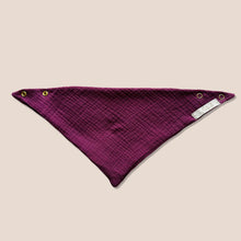 Laden Sie das Bild in den Galerie-Viewer, Set 5 Stück personalisierbar Musselin Baby und Kleinkind Halstücher Dreieckstücher Spucktücher Bio Baumwolle Lätzchen Gaze Geschenk Kinder Musselintuch Musselintücher Dreieckstuch Blumen Blüten Beige Halstuch Louloudi KIDS