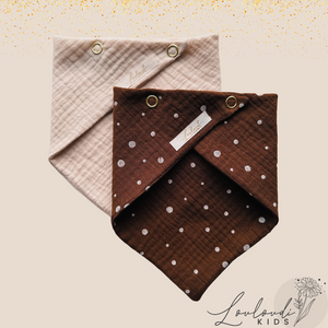 Set 2 Stück personalisierbar Musselin Baby und Kleinkind Halstücher Dreieckstücher Spucktücher Bio Baumwolle Lätzchen Gaze Geschenk Kinder Musselintuch Musselintücher Dreieckstuch mit Punkten Pünktchen gepunktet Polka Dot Beige Halstuch Louloudi KIDS